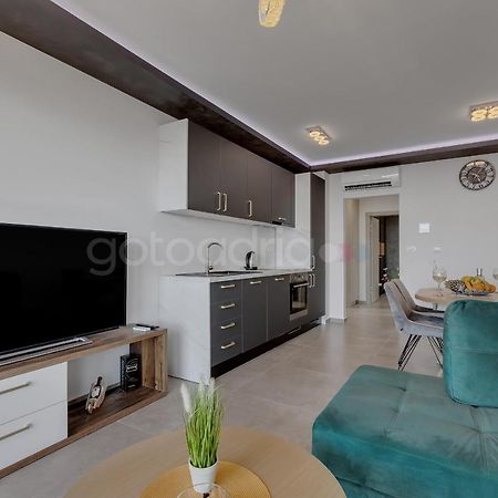Luxury SeaView Apt Luki - FREE Parking Makarska Zewnętrze zdjęcie