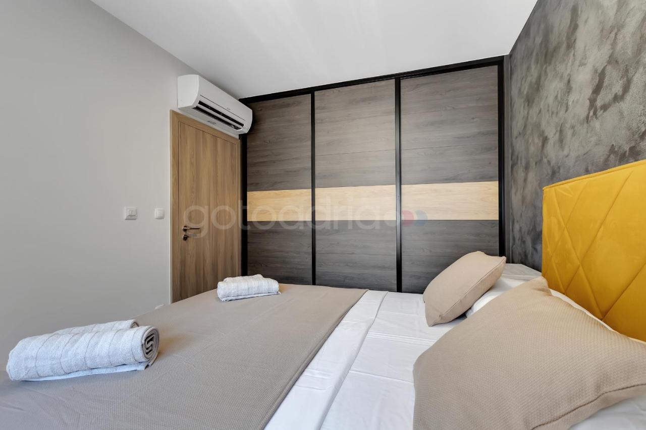 Luxury SeaView Apt Luki - FREE Parking Makarska Zewnętrze zdjęcie